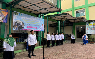 Upacara Bendera di MIN 14 Al-Azhar Asy-Syarif, Momentum Menanamkan Kedisiplinan